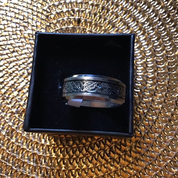 Ring silver titanium round bands Celtic dragon. - Picture 4 of 4